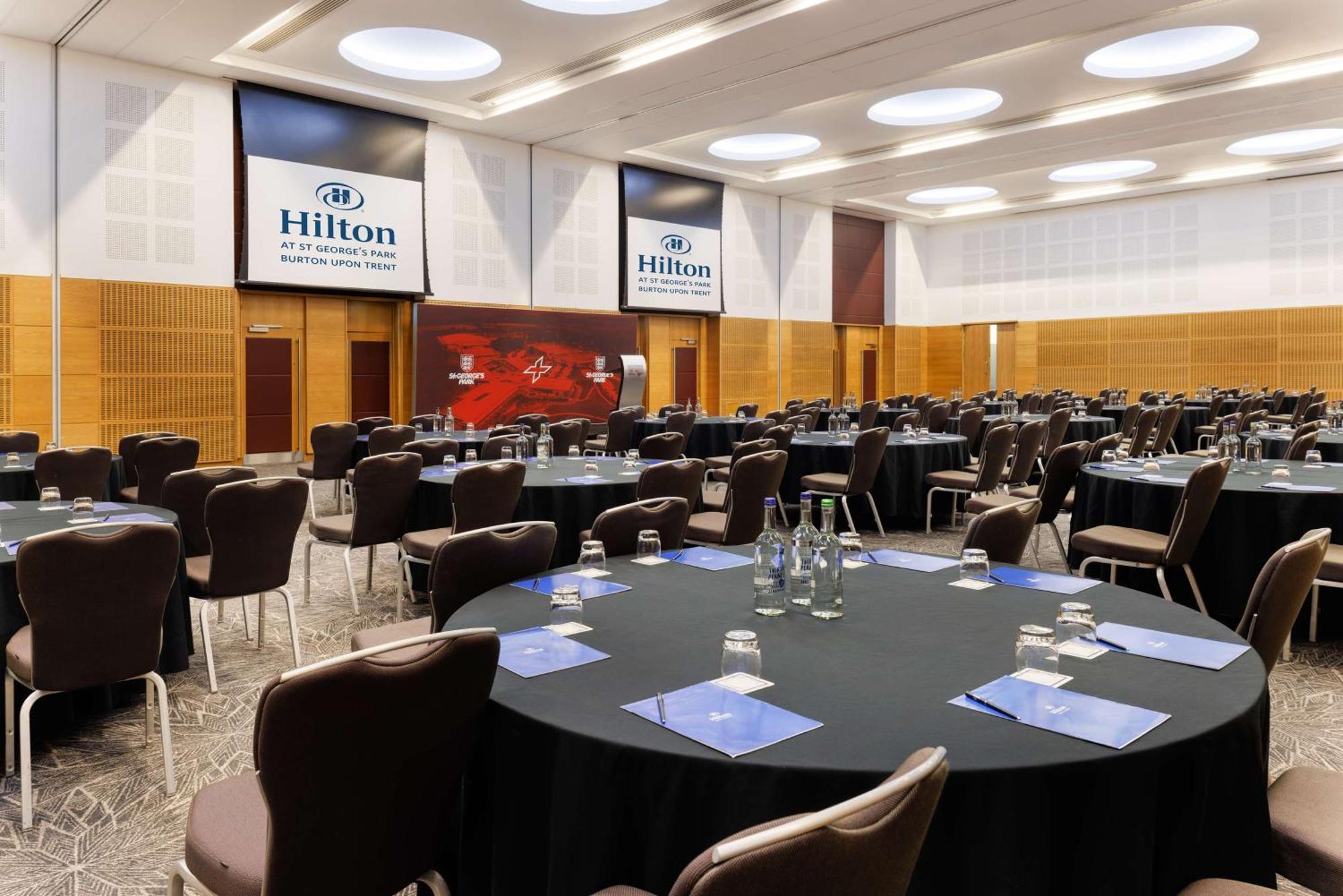 Hotel Hilton At St George'S Park Burton-upon-Trent Exterior foto