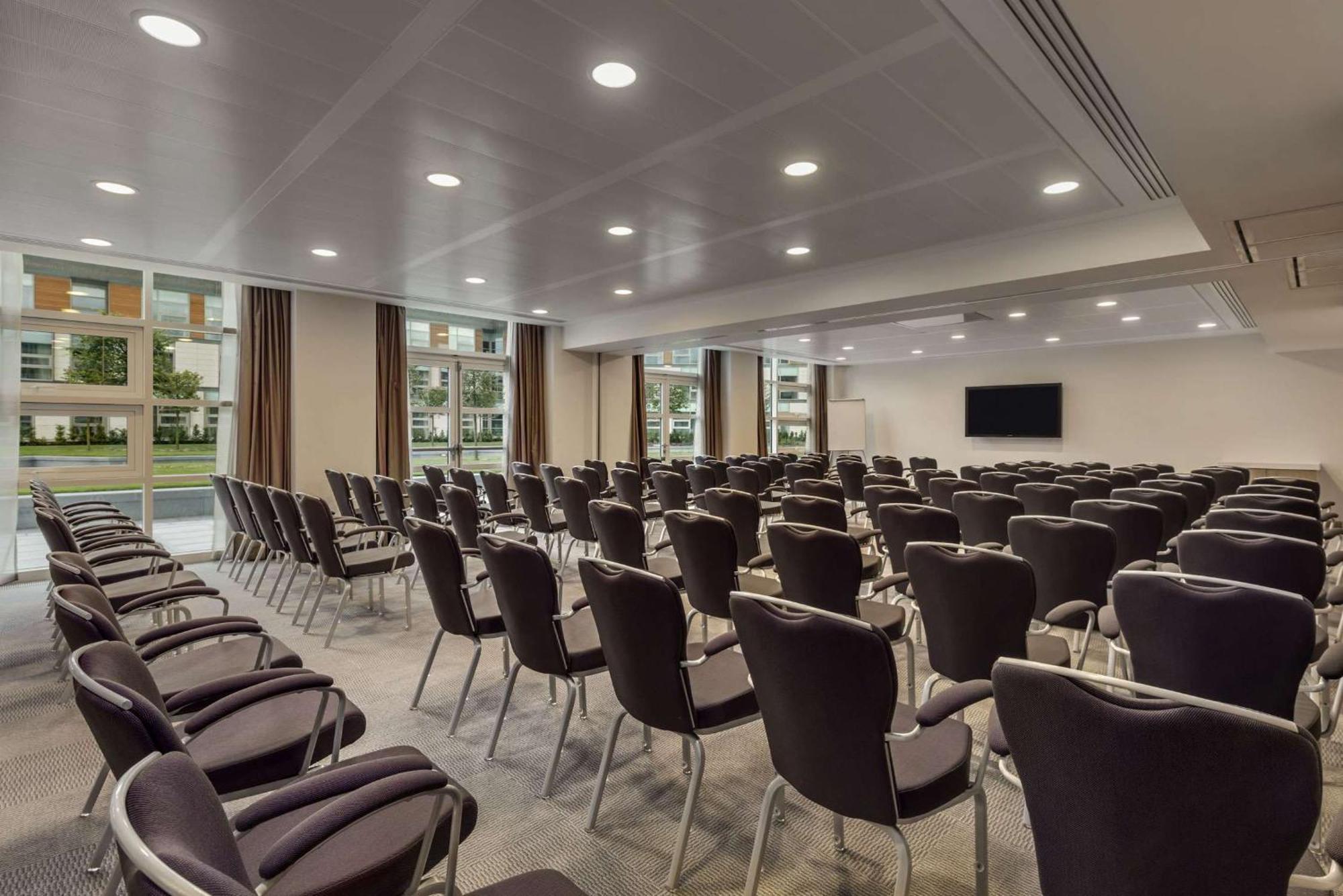 Hotel Hilton At St George'S Park Burton-upon-Trent Negocio foto